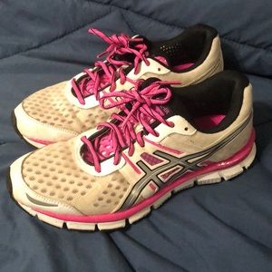 ASICS gel blur 33 tennis shoes